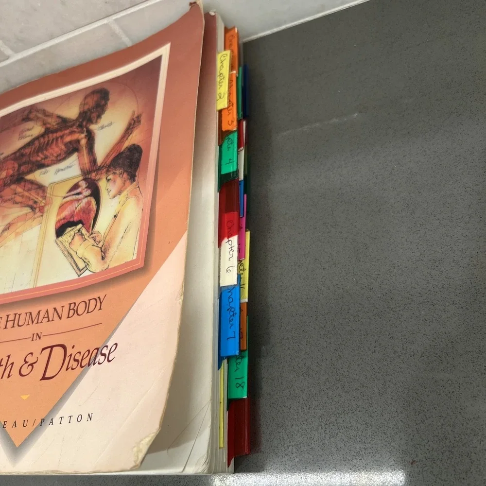 The Human Body in Health & Disease, 1992 Mosby Paperback Test Book
